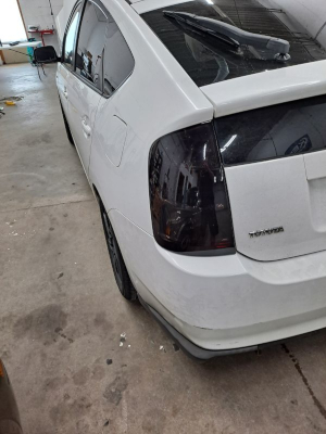 Why Headlight and Taillight Tinting Is Worth the Investment